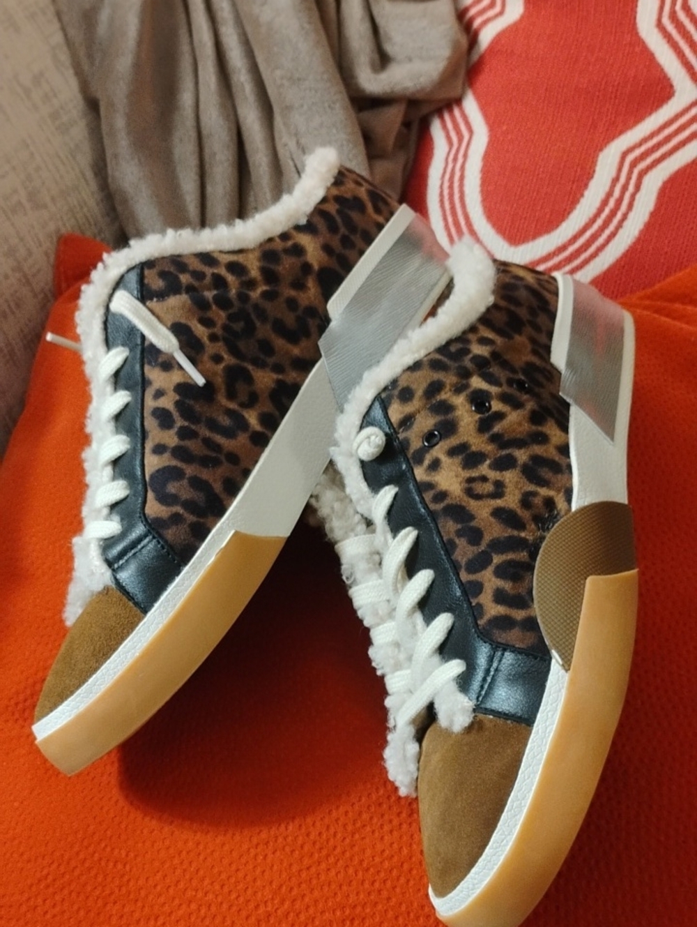 Dolce Vita Zantel Slip-On Sneakers Leopard Print Suede & Faux Shearling